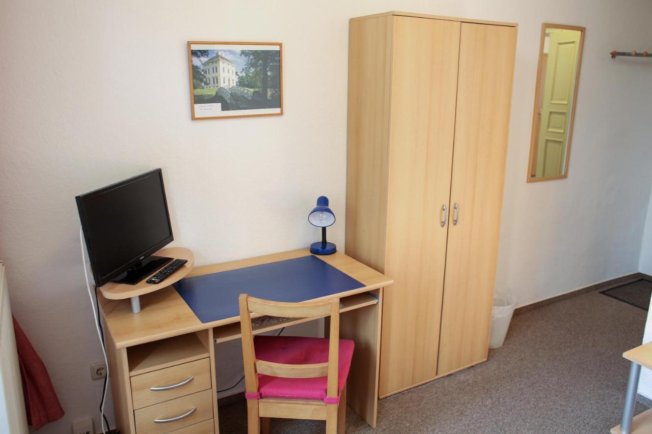Pension Siewert Dessau-Rosslau ภายนอก รูปภาพ